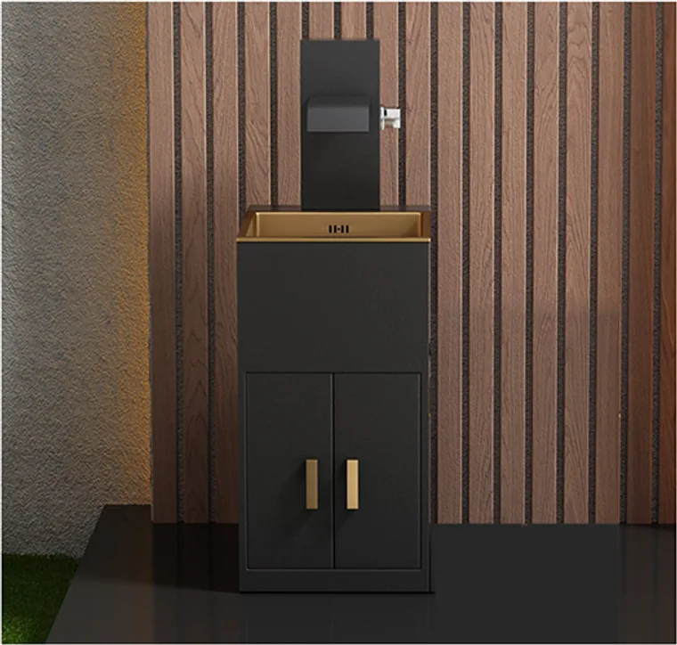 A stainless steel outdoor series designed for commercial bathroom, hospitality and public sanitary projects.